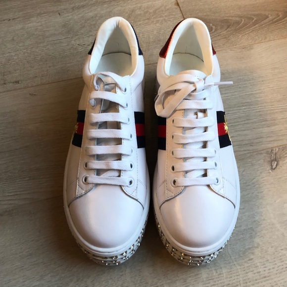 Sneakers with crystals - Picture 2 of 6